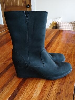 Ugg Joely Wedge Boot - 7